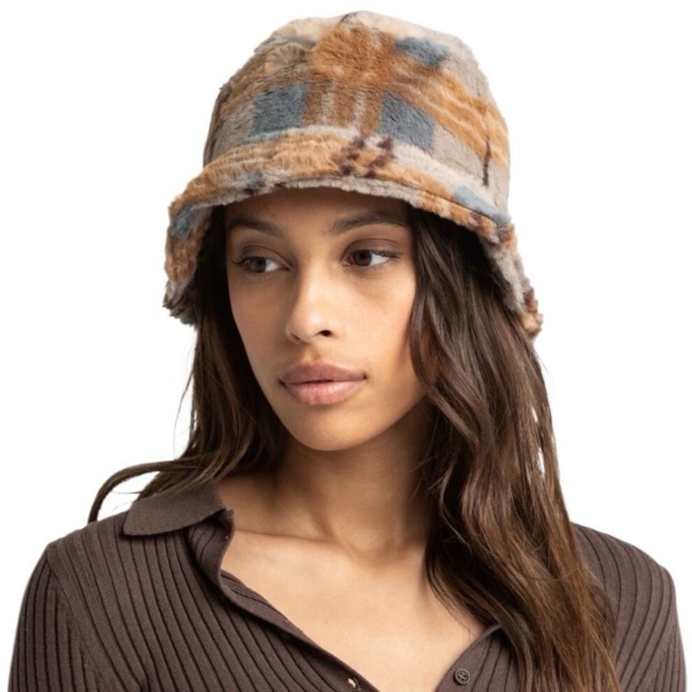 BDG Urban Outfitters Fuzzy Fur Plaid Bucket Hat Women''s Soft Brown & Blue New